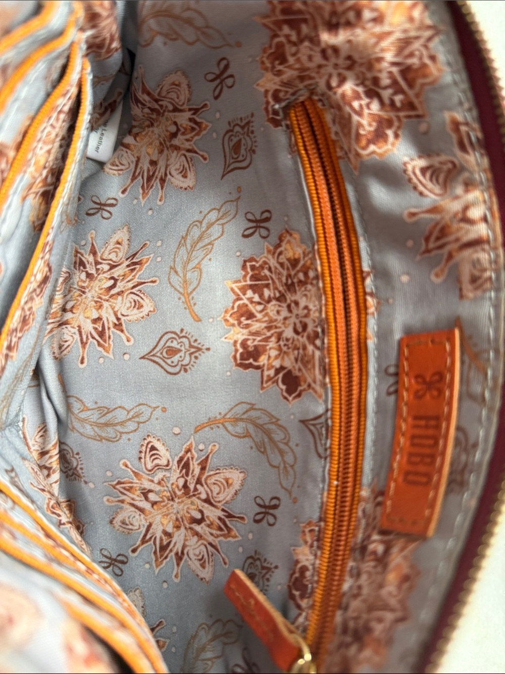 HOBO Sable Wristlet - Picture 11 of 12